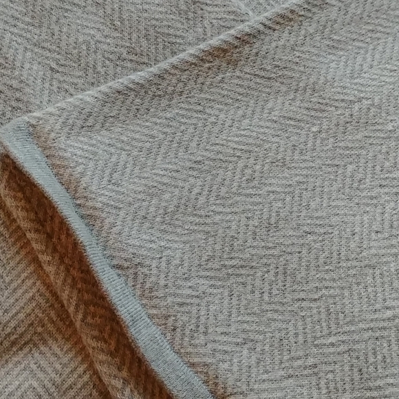 Lauren Ralph Lauren sweater dress with bell sleeve - Picture 5 of 10